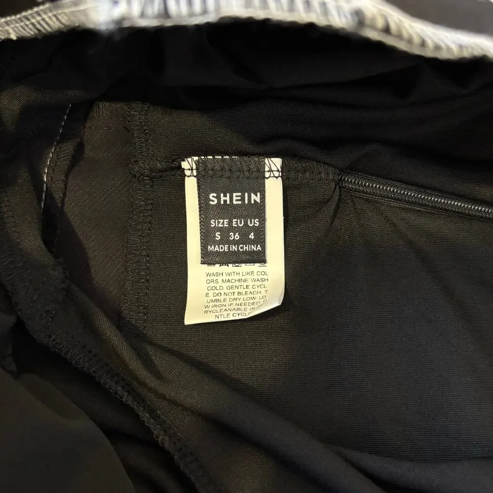 NWOT Womens Pleated Bondage Skirt Grommet Buckle Detail Black Sz S Goth Punk Emo
